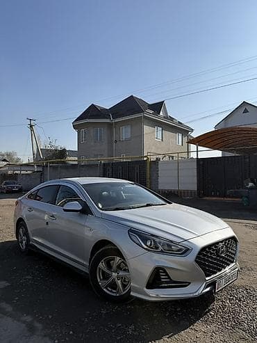 Hyundai Sonata: 2019 г., Автомат, Газ, Седан — 4