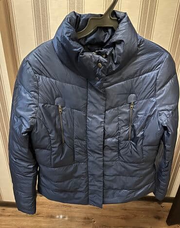 спортивное оборудование: Продаю очень легкую,теплую куртку Mango,сами покупали за — 1