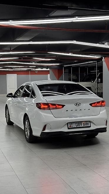 bugatti veyron: Hyundai Sonata: 2019 г., 2 л, Автомат, Газ, Седан — 4