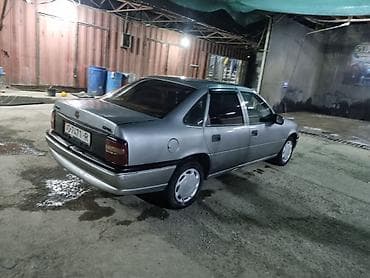 jac т9: Opel Vectra: 1993 г., 1.6 л, Механика, Бензин, Седан — 4