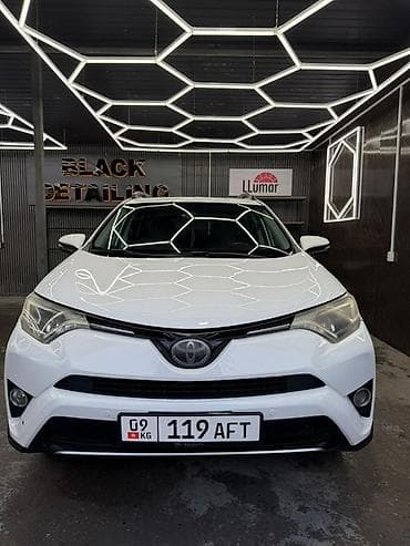 55 camry: Toyota RAV4: 2018 г., 2.5 л, Автомат, Бензин, Кроссовер — 1
