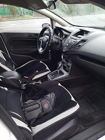 mazda 121: Ford Fiesta: 2018 г., 1.6 л, Типтроник, Хэтчбэк — 10