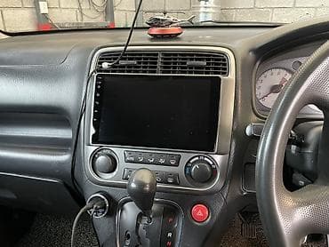 bmw x7: Honda Stream: 2002 г., Автомат, Бензин, Минивэн — 10