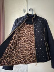 демисезонные куртки женские больших размеров: Элегантная стеганая куртка темно-синего цвета с воротником-стойкой и — 3