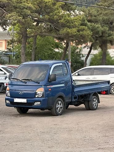 Легкий грузовик, Hyundai, Стандарт, Б/у at lalafo.kg Легкий грузовик, Hyundai, Стандарт, Б/у