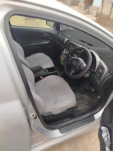 vas 2107: Toyota WISH: 2003 г., 1.8 л, Автомат, Бензин, Универсал — 2