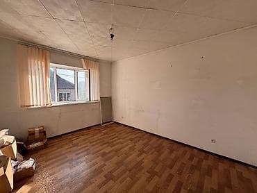 Коммерциялык кыймылсыз мүлктү ижарага берүү: Продается капитальный двух этажный дом В городе Кара-Балта на улице — 3