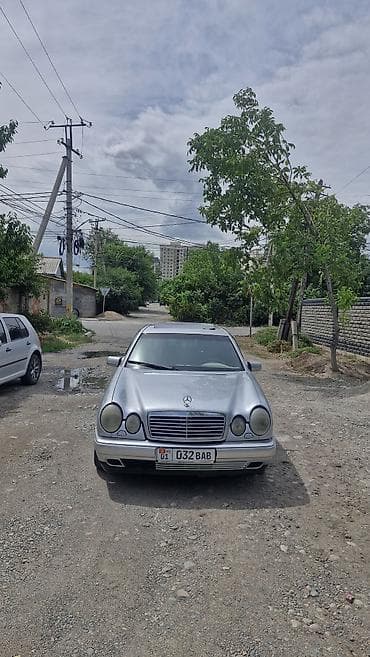 Mercedes-Benz E-Class: 1995 г., Седан — 2