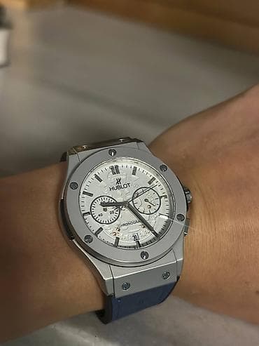 Классические часы часы, Hublot, Титан, Швейцария, Водонепроницаемые, Мужские, Б/у at lalafo.kg Классические часы часы, Hublot, Титан, Швейцария, Водонепроницаемые, Мужские, Б/у