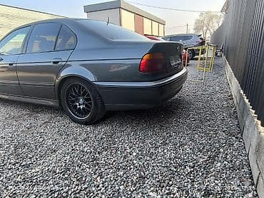 Унаа: BMW 5 series: 2003 г., 2.2 л, Кол менен иштөөчү, Бензин, Седан — 4