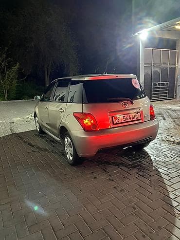 Toyota Ist: 2003 г., 1.5 л, Автомат, Бензин, Хэтчбэк