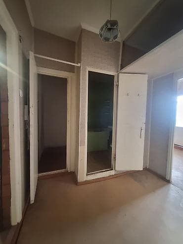 106 серия квартира: 1 комната, 36 м², 106 серия, 7 этаж, Старый ремонт — 5