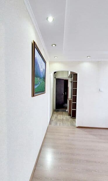 бишкек дом: 3 комнаты, 60 м², 104 серия, 4 этаж — 8