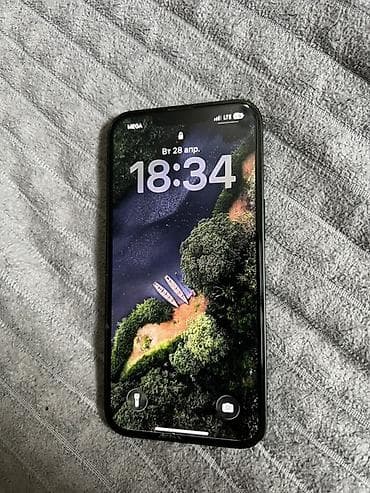 iphone 1e pro: IPhone 13, Alpine Green, Защитное стекло, 90 % — 1