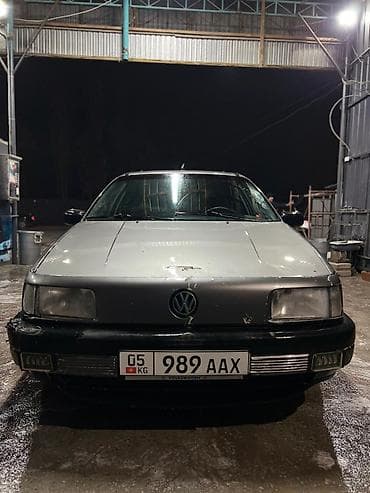 задний лабовой фит: Volkswagen Passat: 1990 г., 1.8 л, Механика, Бензин, Универсал — 2