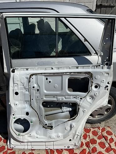 жесткий цепка: Дверь Задняя левая Toyota, Б/у, Оригинал — 5