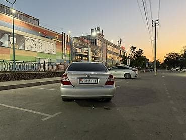 Toyota Camry: 2002 г., Бензин, Седан — 5