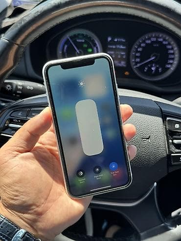apple xr: IPhone Xr, Б/у, 64 ГБ, Белый, Защитное стекло, Чехол, 100 % — 2
