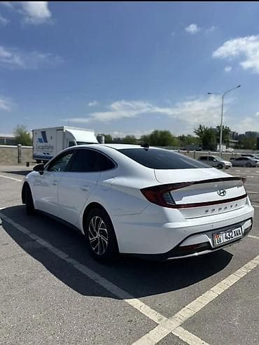 соната американец: Hyundai Sonata: 2021 г., 2 л, Автомат, Гибрид, Седан — 4