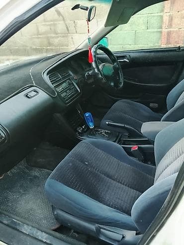 картер фит: Honda Accord: 2000 г., 2 л, Автомат, Бензин, Седан — 4