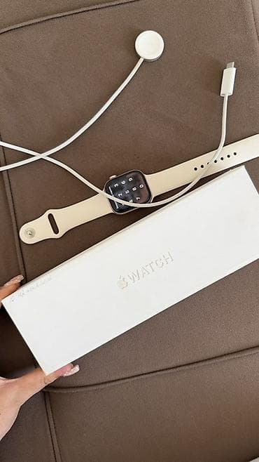 Apple Watch Series 10, 42 мм Торг уместен Комплектация: - Смарт-часы