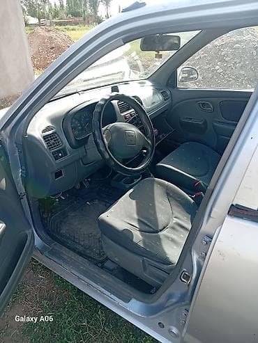 Продажа авто: Suzuki Alto: 2001 г., 1.1 л, Механика, Хэтчбэк — 5