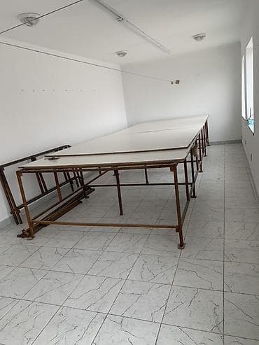 Мебель: Закройный стол, Б/у, цвет - Белый — 1