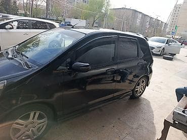 leksus es350: Honda Jazz: 2007 г., 1.4 л, Автомат, Бензин, Хэтчбэк — 1