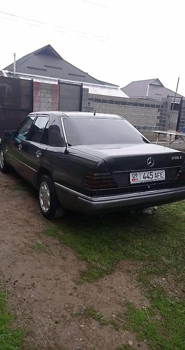 mercedes e200: Mercedes-Benz W124: 1991 г., 2 л, Ручные, Бензин, Седан — 5