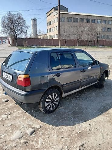 golf iv: Volkswagen Golf: 1993 г., 1.8 л, Ручные, Газ, Хэтчбэк — 1