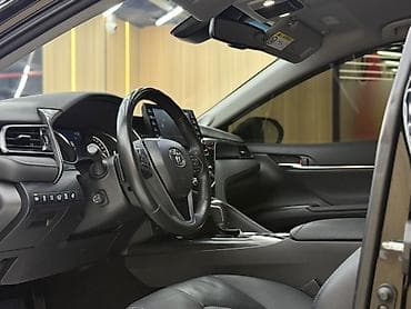дистроник камри: Toyota Camry: 2023 г., 2.5 л, Автомат, Гибрид, Седан — 8