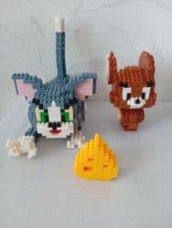 электронные конструкторы: 🐭 Конструктор Tom & Jerry (наноблоки, собранная модель) Продам — 1
