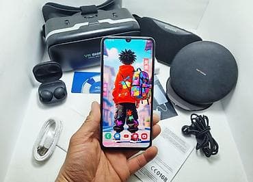 headphone: Samsung Galaxy A70, Б/у, 256 ГБ, цвет - Белый, 1 SIM, 2 SIM, eSIM — 1