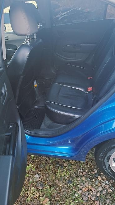 lada largus: Chevrolet Aveo: 2017 г., 1.4 л, Типтроник, Бензин, Седан — 9