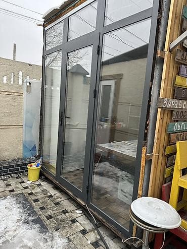 контейнер на аламединском рынке: Контейнер ( утепленный обшитый) Модульное помещение с террасой и — 4