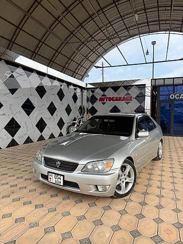 Toyota Altezza: 2003 г., 2 л, Автомат, Бензин, Седан