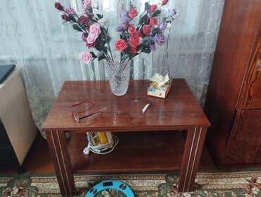 Журнальный столик