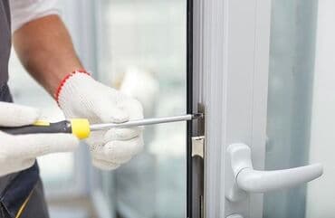 ремонт пластиковых дверей бишкек: Замена стёкла. Замена резины. Устранение продувание . Ремонт окон — 17