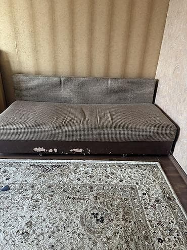 диван раскладные: Прямой диван, Б/у — 2