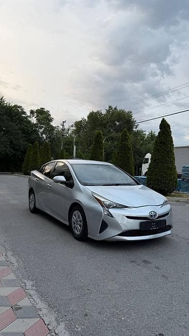 Toyota Prius: 2017 г., Гибрид, Хэтчбэк