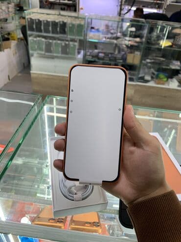 макбук новый: IPhone 17 Pro, Новый, 128 ГБ, Оранжевый, Зарядное устройство, Защитное стекло, Чехол, 100 % — 5