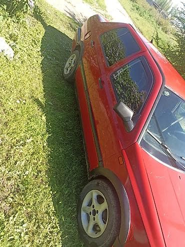 пасат вента: Volkswagen Vento: 1992 г., 1.8 л, Механика, Бензин, Седан — 4