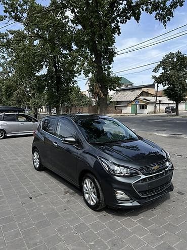 mazda cronos: Chevrolet Spark: 2020 г., 1 л, Вариатор, Бензин, Хэтчбэк — 2