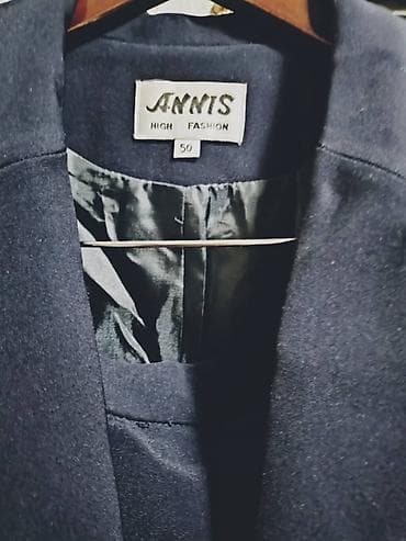 костюм женский классический: Женский классический костюм ANNS High Fashion, размер 50. Состав — 3