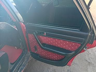 некия 2: Audi 100: 1991 г., Механика, Седан — 8