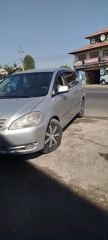 авто 10 регион: Toyota Ipsum: 2002 г., 2 л, Механика, Дизель, Минивэн — 4
