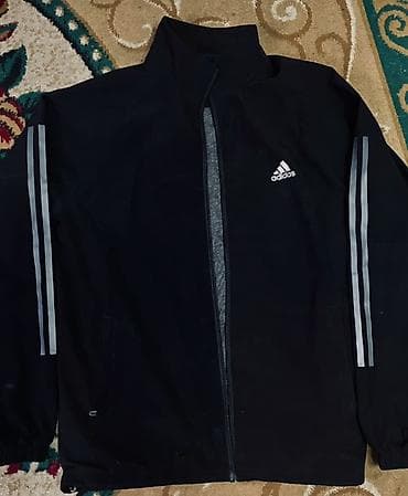 Adidas спортивная куртка-ветровка - Цвет: чёрный с серыми фирменными