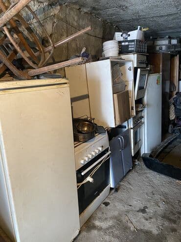 стол жалал абад: Банкалар — 7