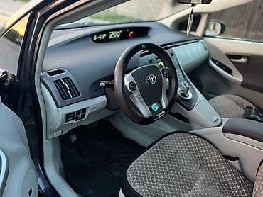 prius бампер: Toyota Prius: 2010 г., 1.8 л, Автомат, Гибрид, Хэтчбэк — 7