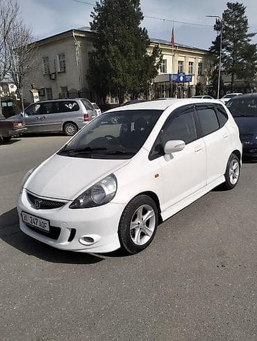 Honda: Honda Fit: 2005 г., Хэтчбэк — 1